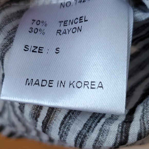 NWOT TERRA SJ APPAREL TUNIC TOP JACKET SIZE SMALL BLACK WHITE GRAY A-LINE DRESSY - Picture 9 of 11